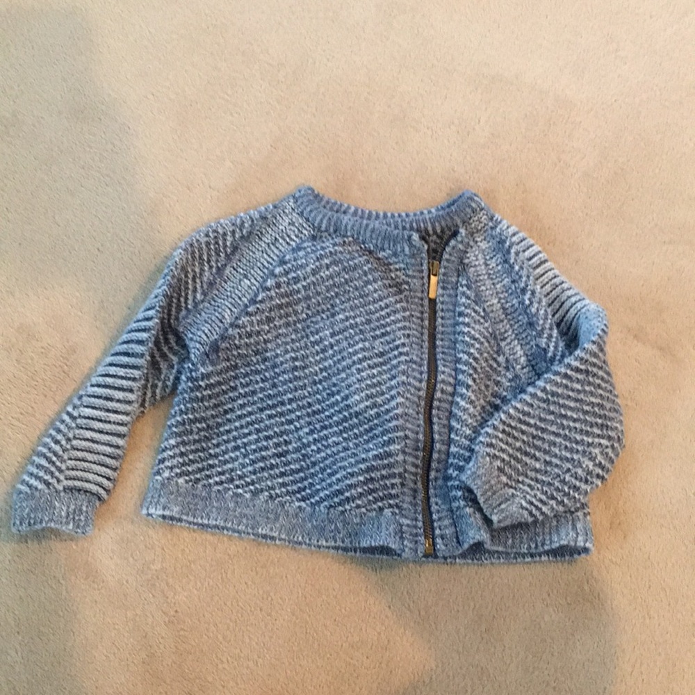 Stylish sweater asymmetrical zipper